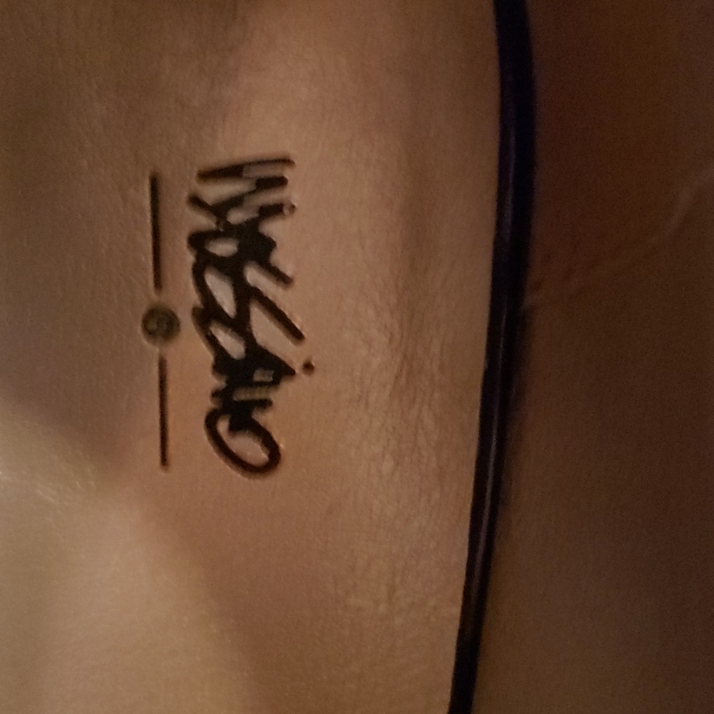 Shoes - Picture 5 of 5